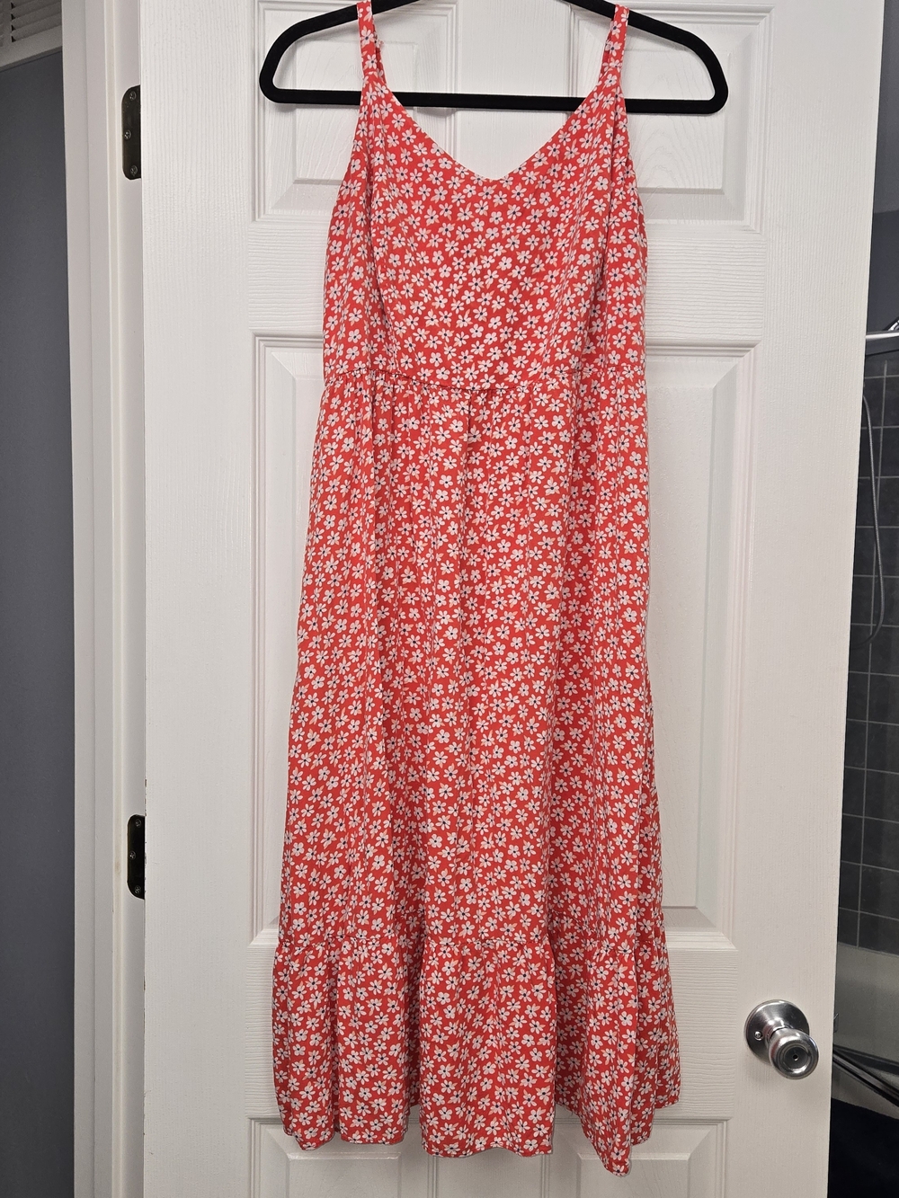 Old Navy Womens Large Red Floral Cami Midi Dress Smocked Back Tiered Hem Rayon
